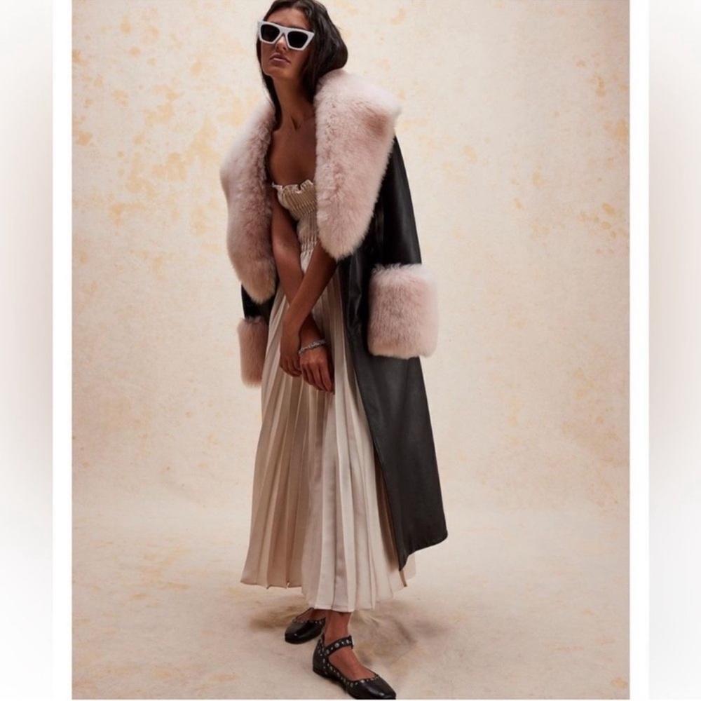 Free People x Brenda Knight Nigel Preston
Paris Streets Duster